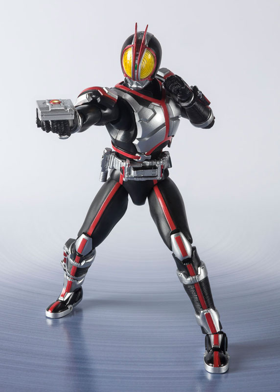S.H.フィギュアーツ『仮面ライダーファイズ -20 Kamen Rider Kicks Ver.-』可動フィギュア-005