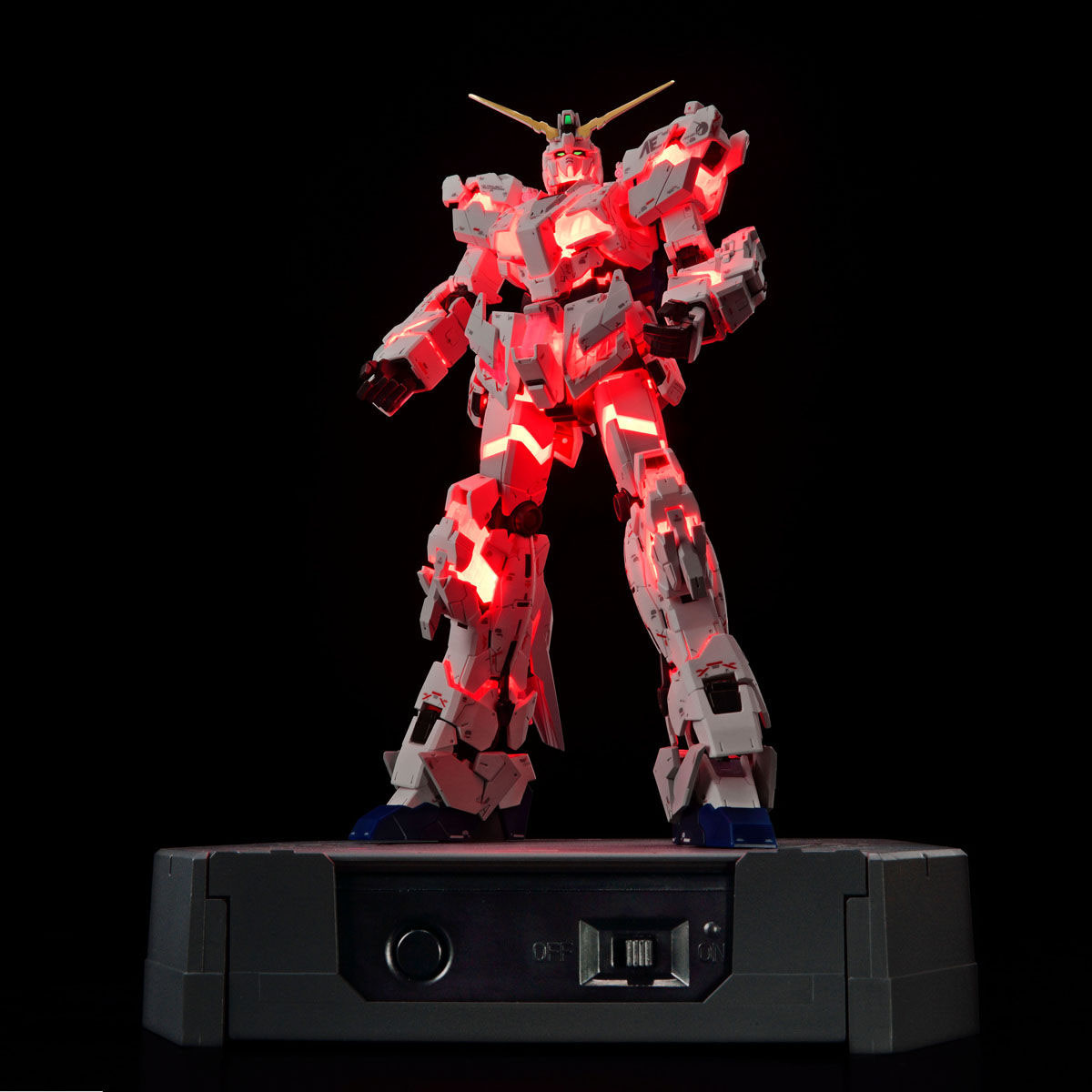 RG 1/144『ガンダムベース限定 RX-0 ユニコーンガンダム（デストロイモード）Ver.TWC（LIGHTING MODEL）』プラモデル-005