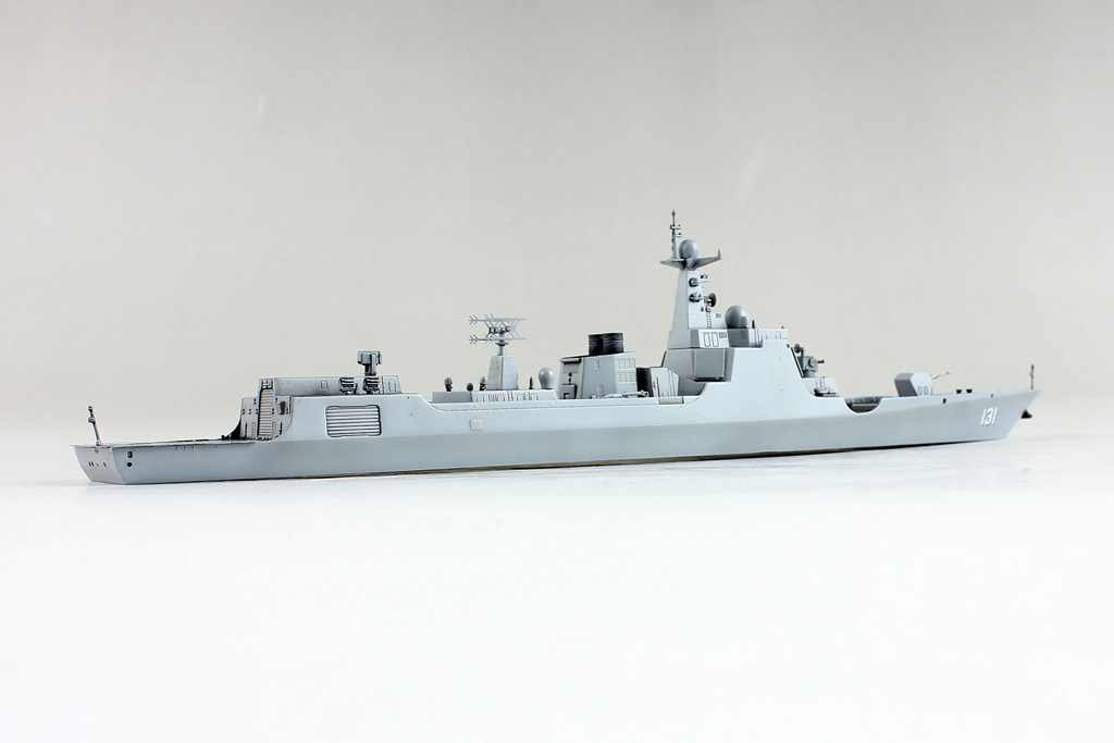 1/700『中国海軍 052D/D+型ミサイル駆逐艦』プラモデル-005