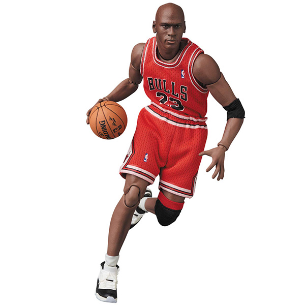 マフェックス No.100『Michael Jordan（Chicago Bulls）』可動フィギュア