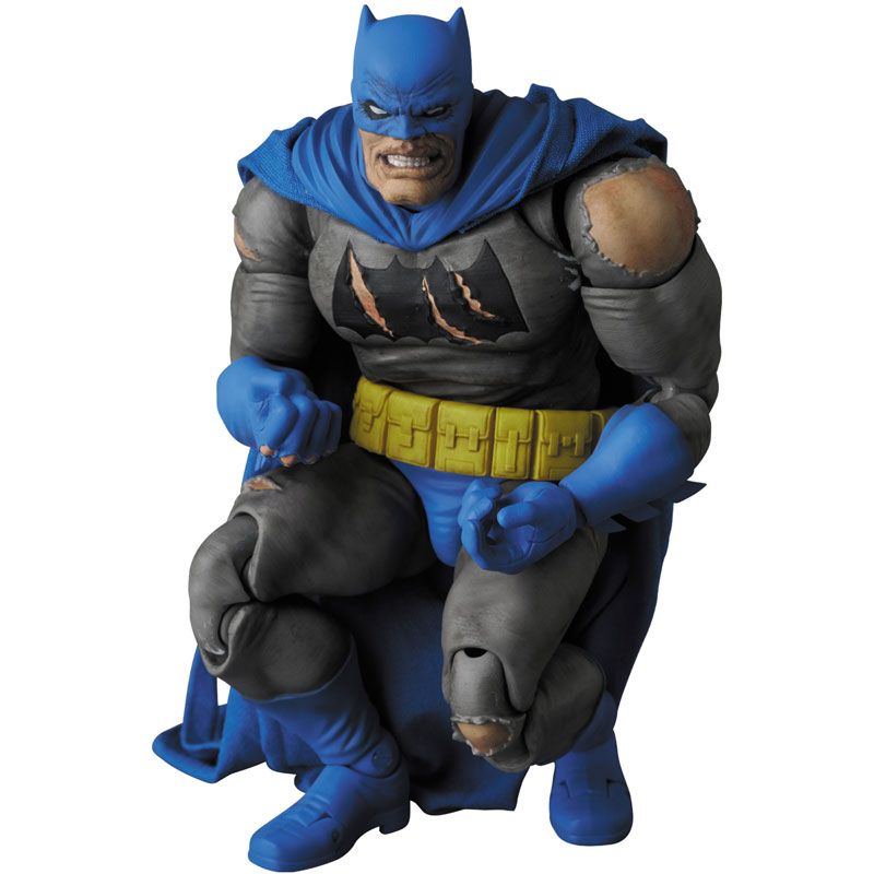 マフェックス No.119 MAFEX『バットマン／BATMAN（TDKR：The Dark Knight Triumphant）』可動フィギュア-001