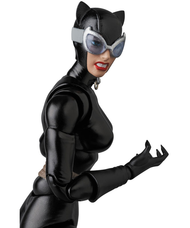 【バットマン】マフェックス『キャットウーマン ハッシュ版／CATWOMAN（HUSH Ver.）』可動フィギュア【メディコム・トイ】より