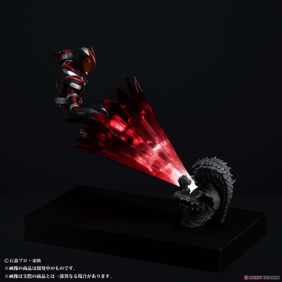 Glow In The Dark『仮面ライダーファイズ』仮面ライダー555 完成品フィギュア-007