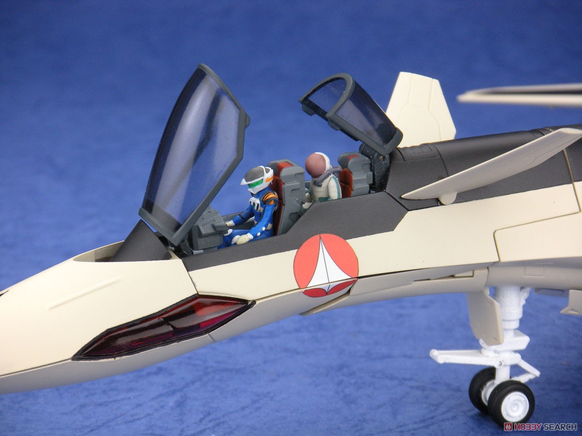 マクロスプラス『完全変形 YF-19 with ファストパック』1/60 可変可動フィギュア-003