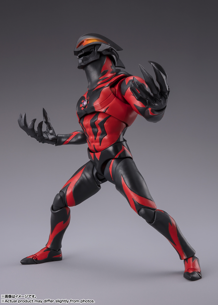 S.H.Figuarts『ウルトラマンベリアル（ダークネス ヒールズVer.）』可動フィギュア-003