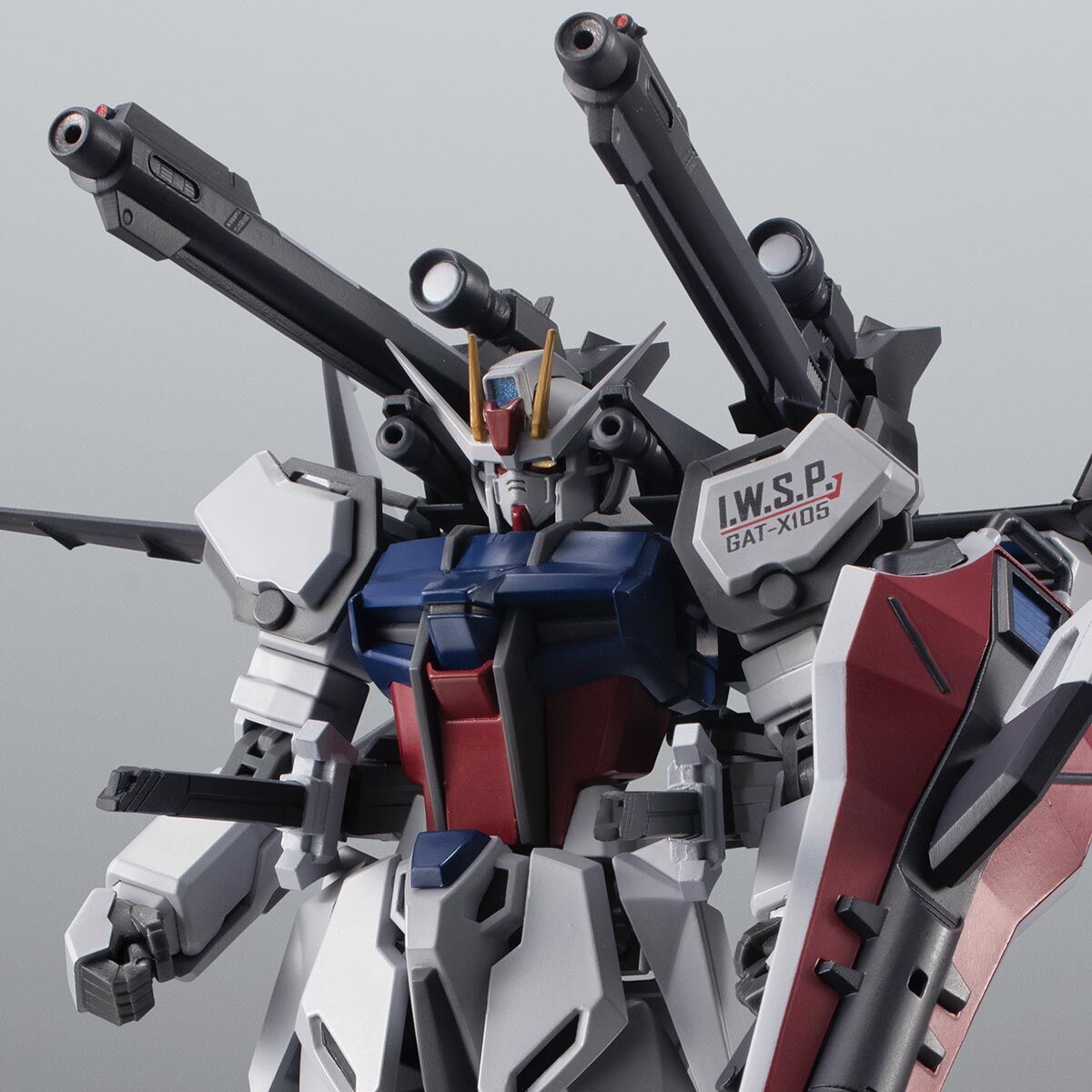 【限定販売】ROBOT魂〈SIDE MS〉『GAT-X105 ストライクガンダム（再生機）＋I.W.S.P. ver. A.N.I.M.E.』可動フィギュア-001