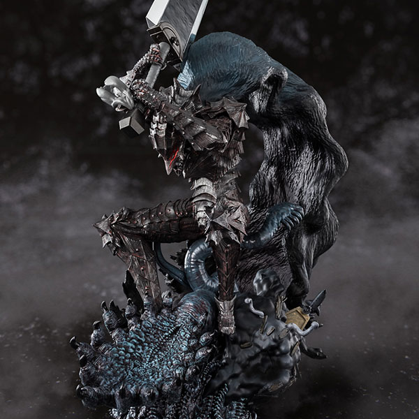 Figuarts Zero Touche Métallique『ガッツ（狂戦士の甲冑）』ベルセルク 完成品フィギュア