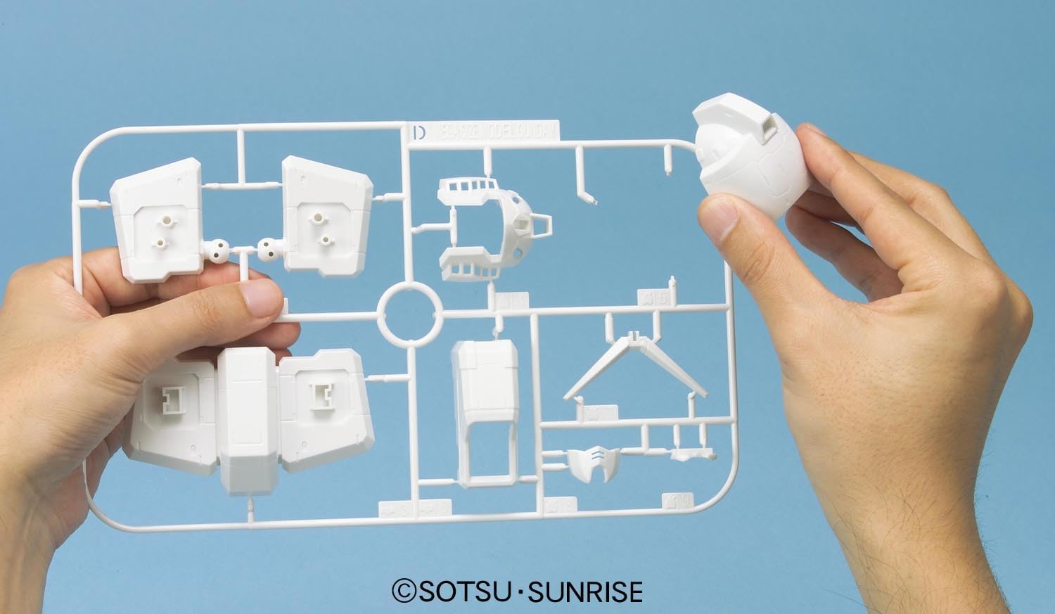 【再販】メガサイズモデル 1/48『ガンダム』機動戦士ガンダム プラモデル-013
