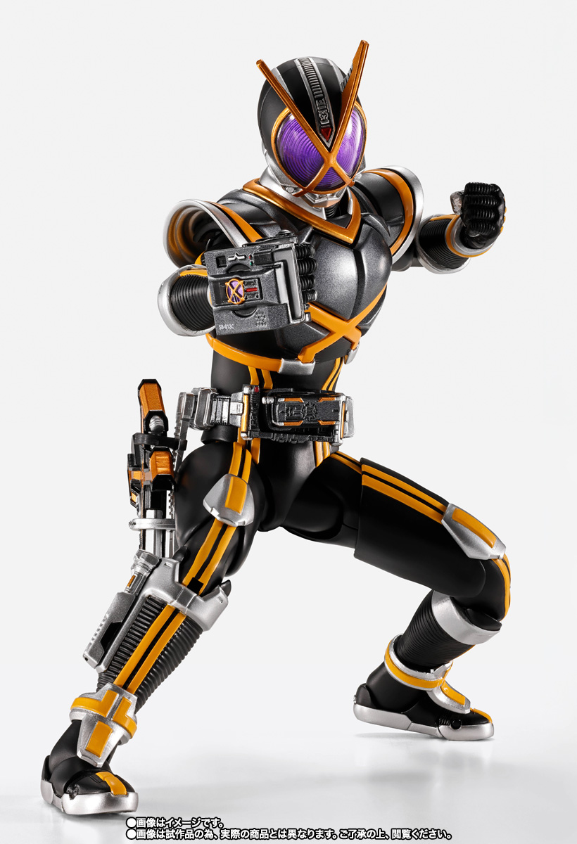 【限定販売】S.H.Figuarts（真骨彫製法）『仮面ライダーカイザ』仮面ライダー555 可動フィギュア-005