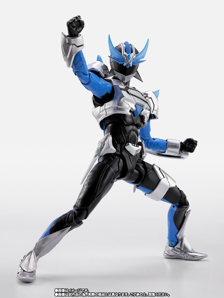 【限定販売】S.H.Figuarts（真骨彫製法）『ウイングマン ガーダーシルエット』可動フィギュア-003
