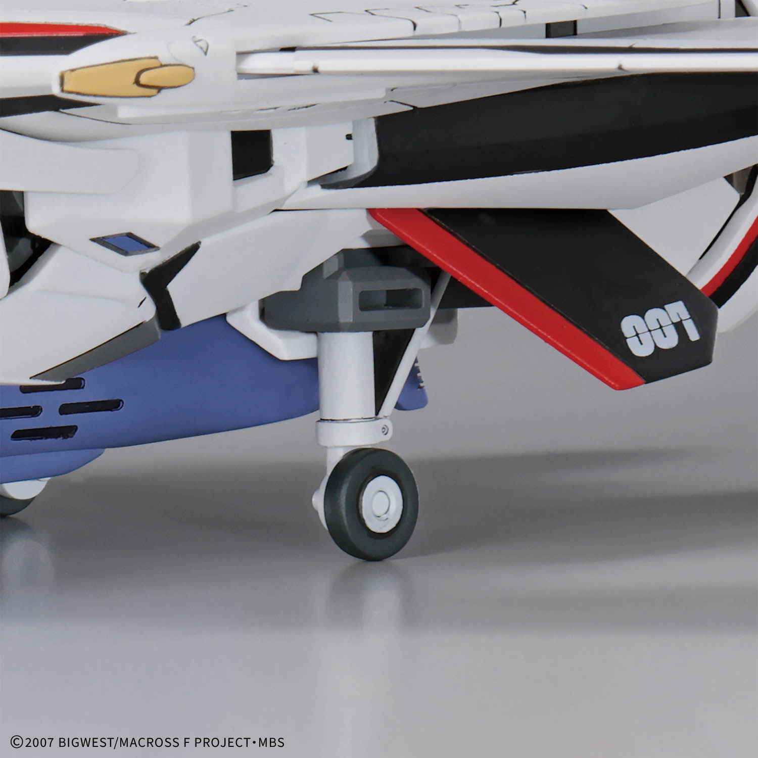 HG 1/100『VF-25F メサイアバルキリー（早乙女アルト機）』マクロスF プラモデル-011