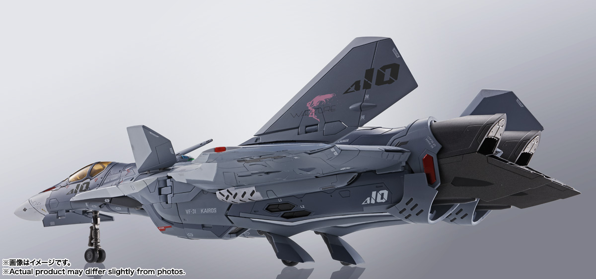 DX超合金『VF-31A カイロス マクロスΔ10th Anniv.』可変可動フィギュア-002