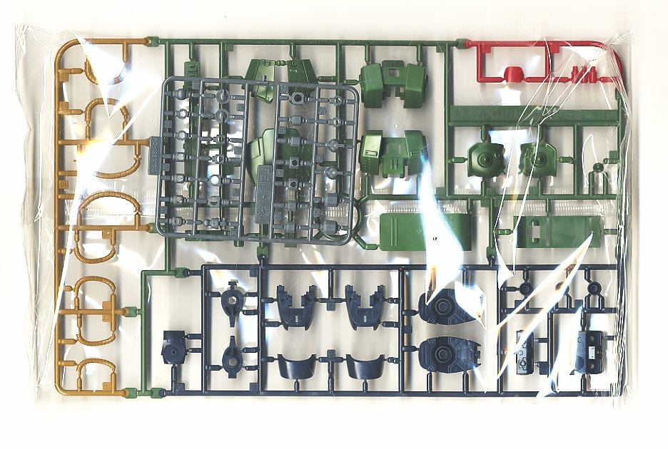 【再販】HGUC 1/144『ザクII改』機動戦士ガンダム0080 ポケットの中の戦争 プラモデル-010