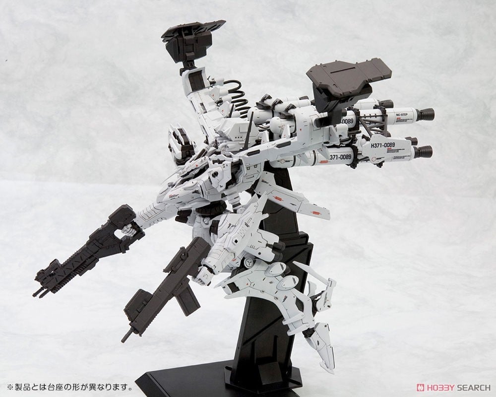 【再販】V.I.シリーズ『ラインアーク ホワイト・グリント＆V.O.Bセット』アーマード・コア4 1/72 プラモデル-002