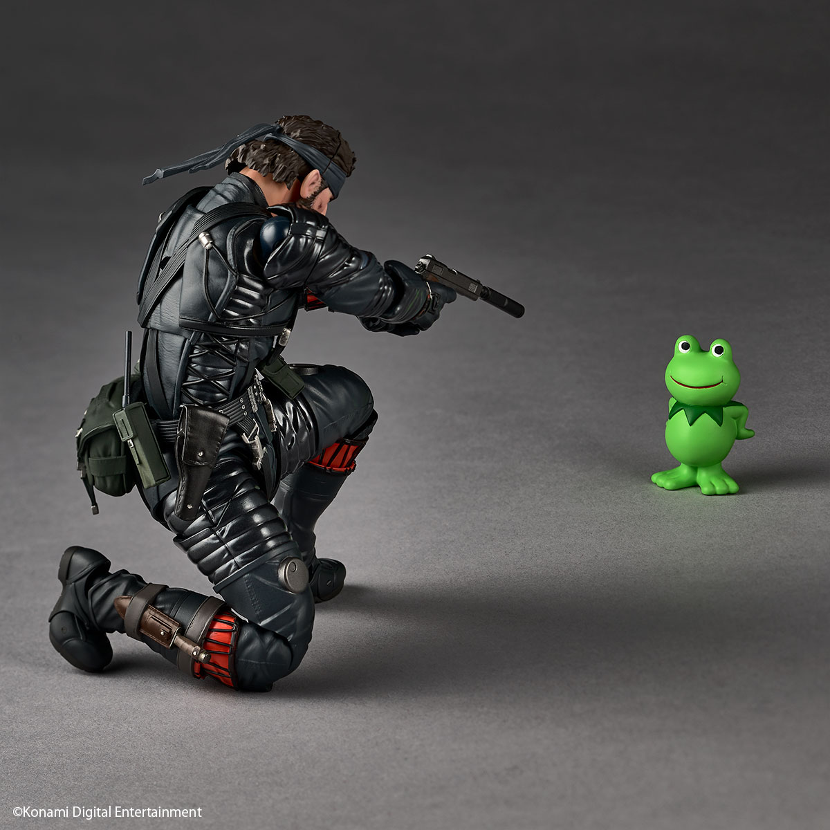 【限定販売】リボルテック アメイジング・ヤマグチ『ネイキッド・スネーク スニーキングスーツ Ver.』METAL GEAR SOLID Δ: SNAKE EATER 可動フィギュア-008