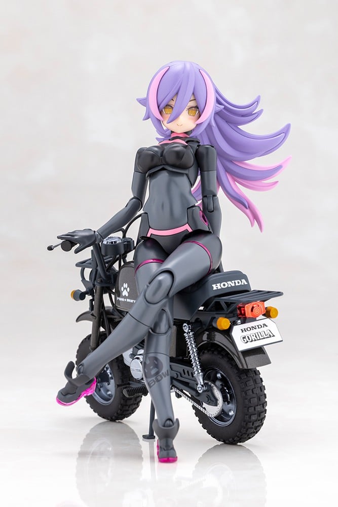 メガミデバイス『PUNI☆MOFU レーシングラン with Honda Z50J ゴリラ』プラモデル-001